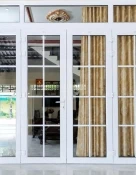 CỬA ĐI uPVC 4 CÁNH MỞ QUAY