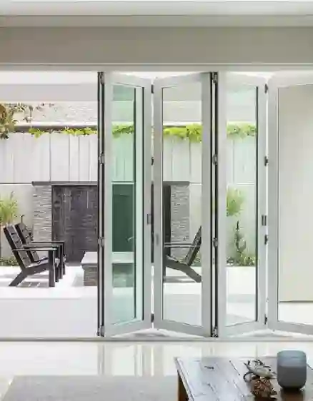 CỬA ĐI uPVC 6 CÁNH XẾP TRƯỢT
