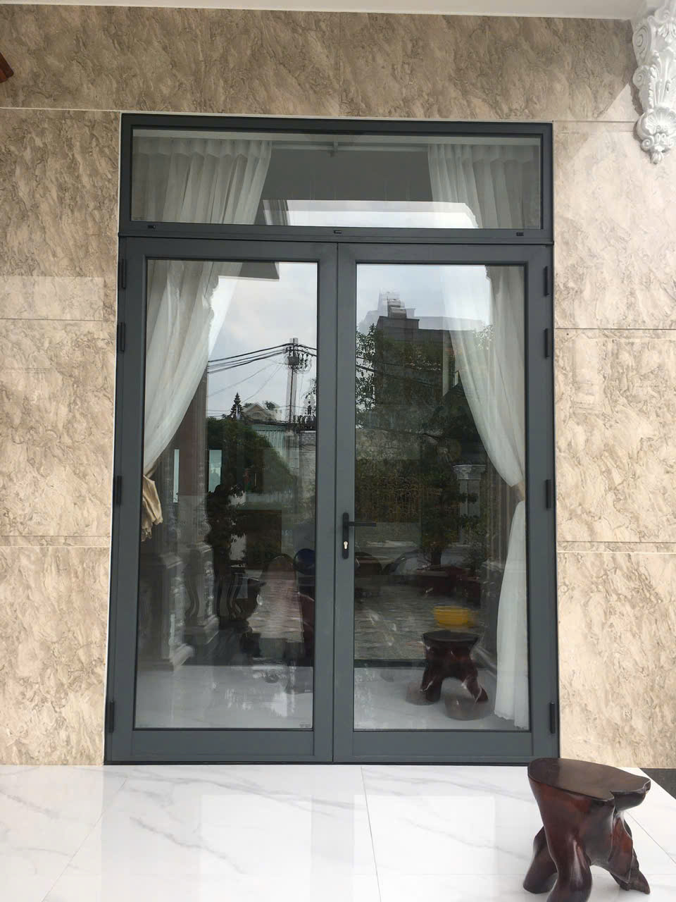 Cửa đi nhôm 1 cánh mở quay trong