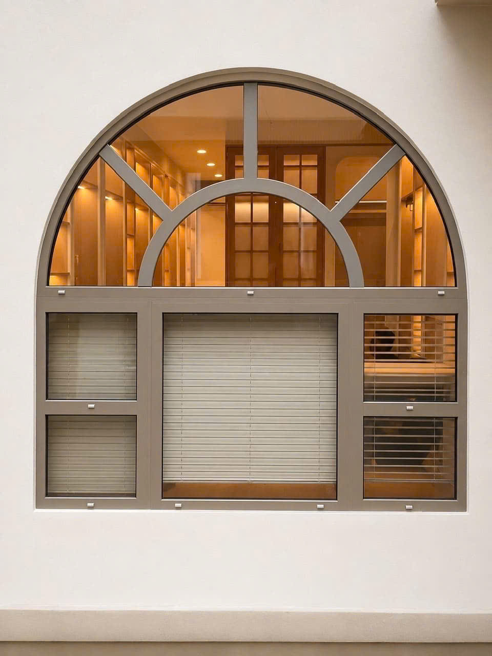Cửa nhôm Eurowindow uốn vòm