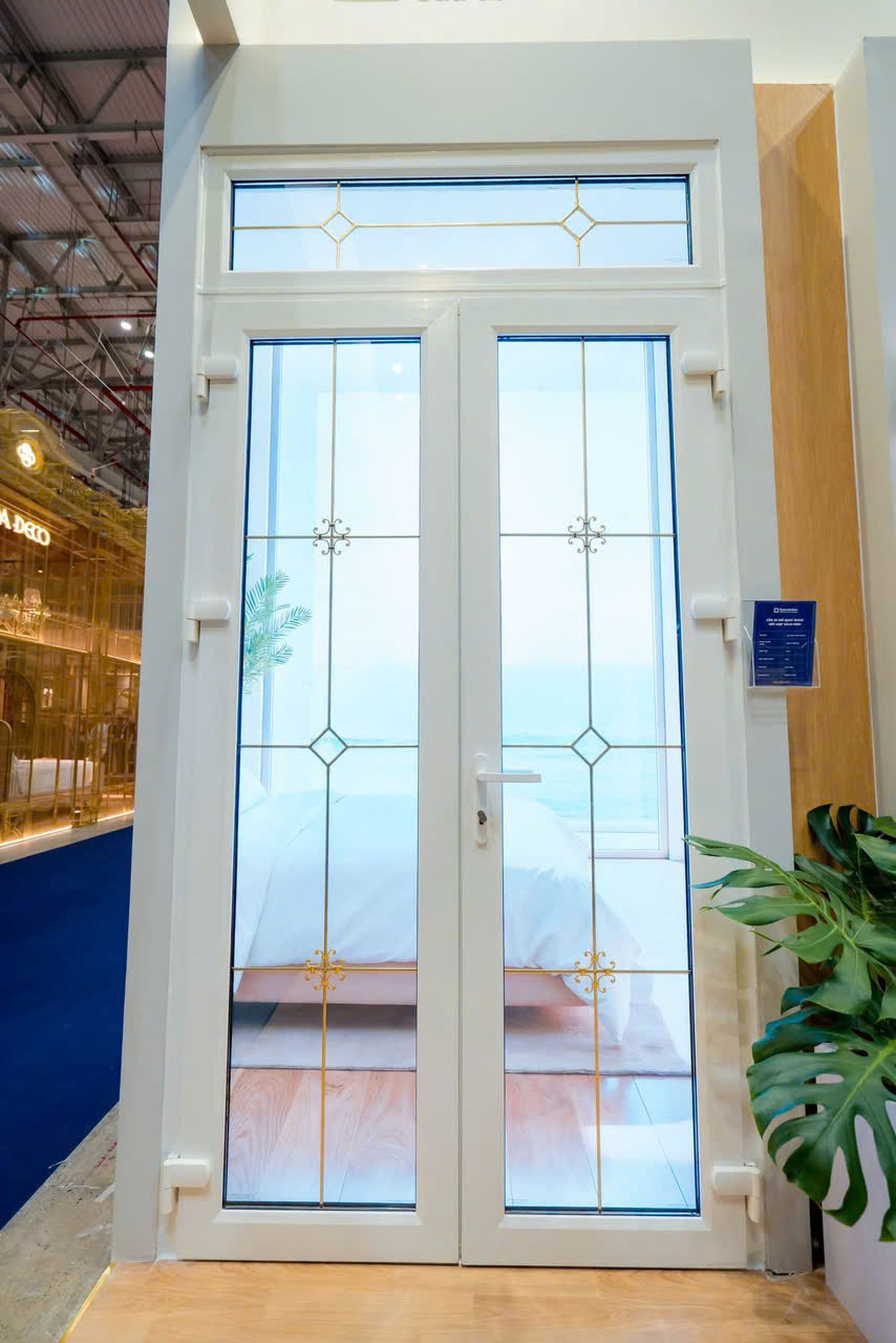 cửa nhựa eurowindow