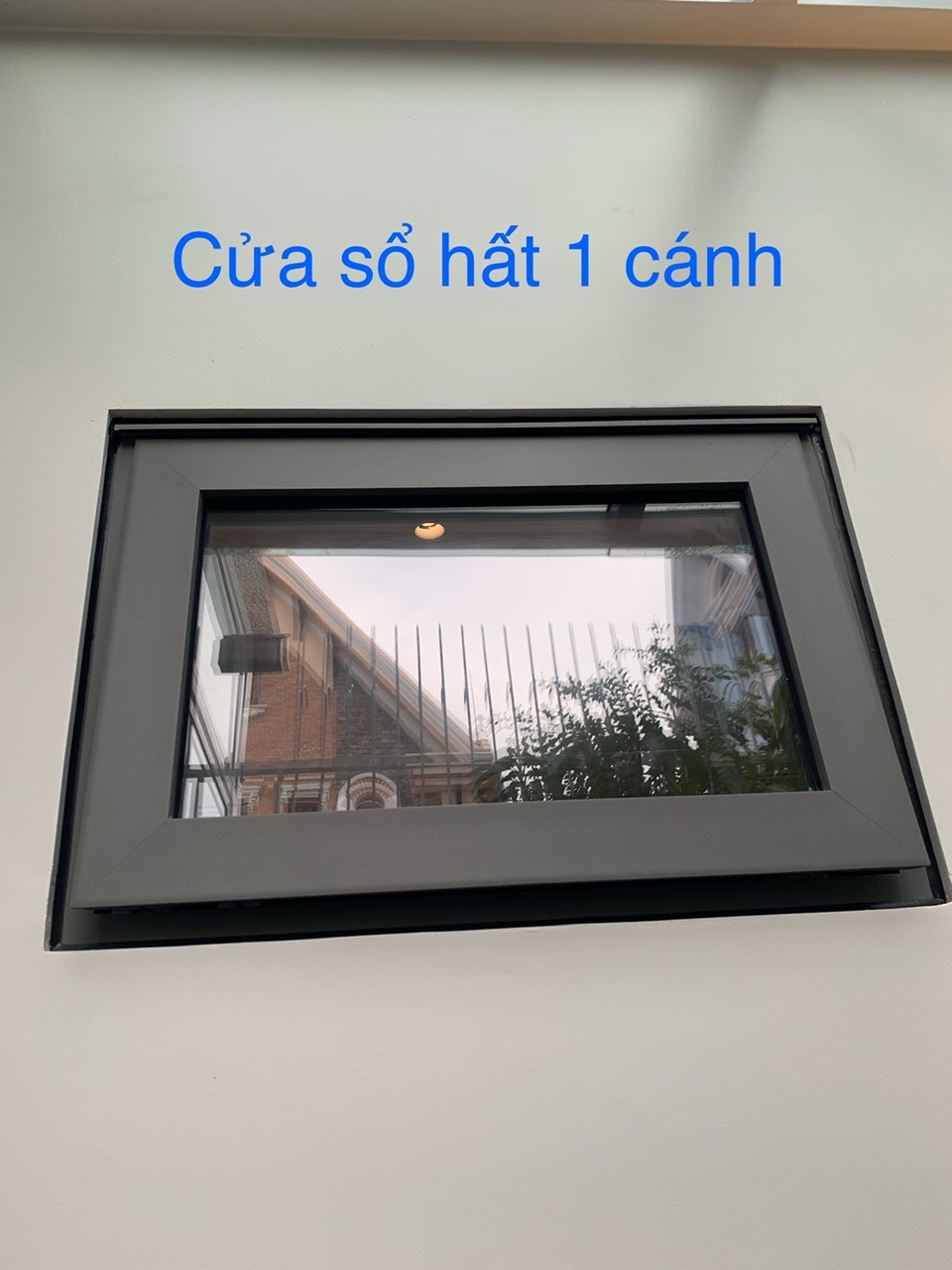 Cửa sổ mở hất nhôm Eurowindow