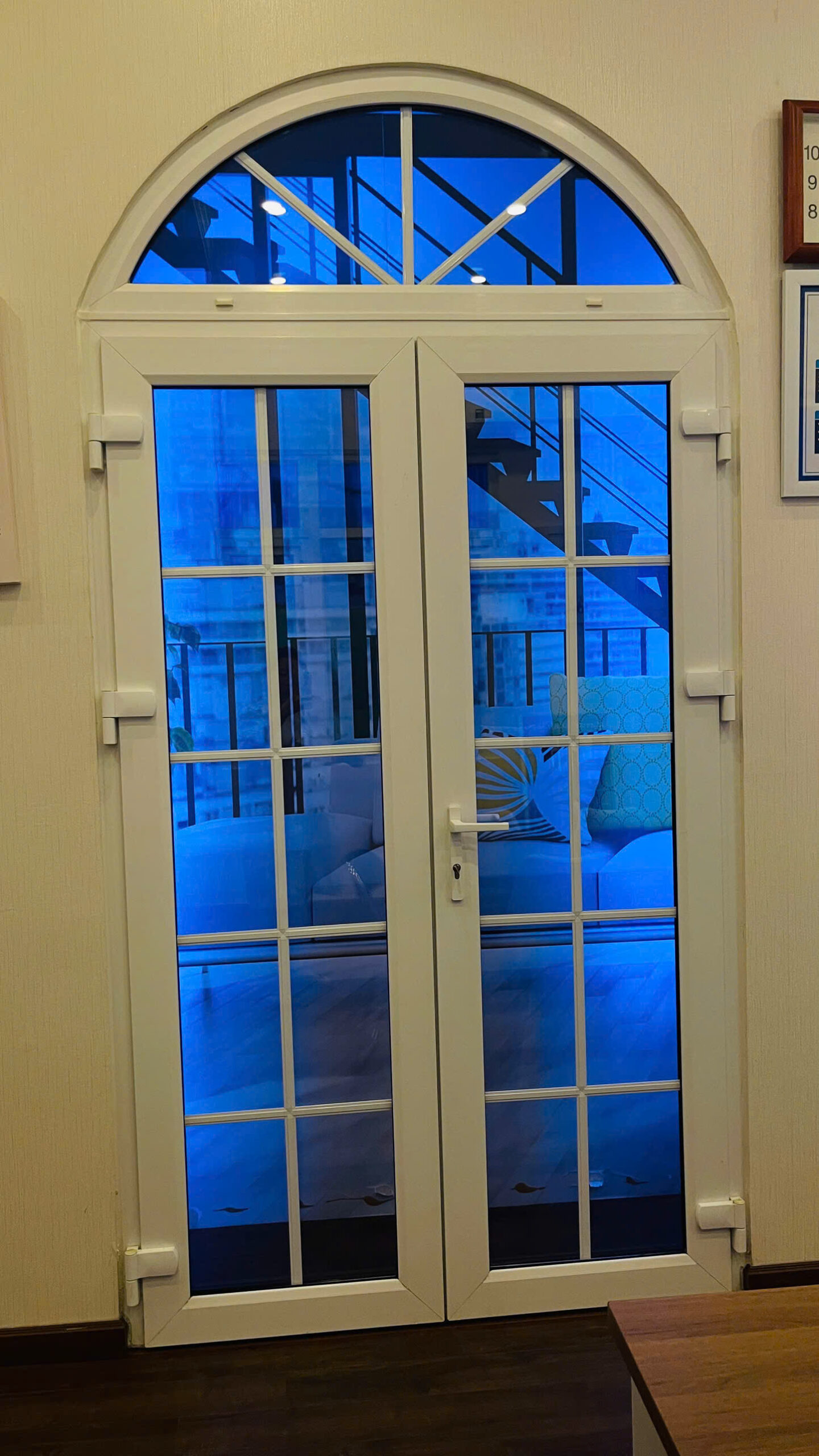 cửa nhựa uPVC Eurowindow 2 cánh