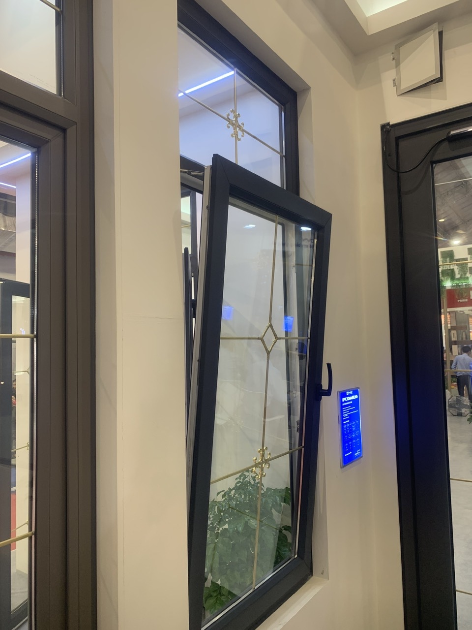 Top mẫu cửa sổ nhôm Eurowindow đẹp thông dụng nhất 2026