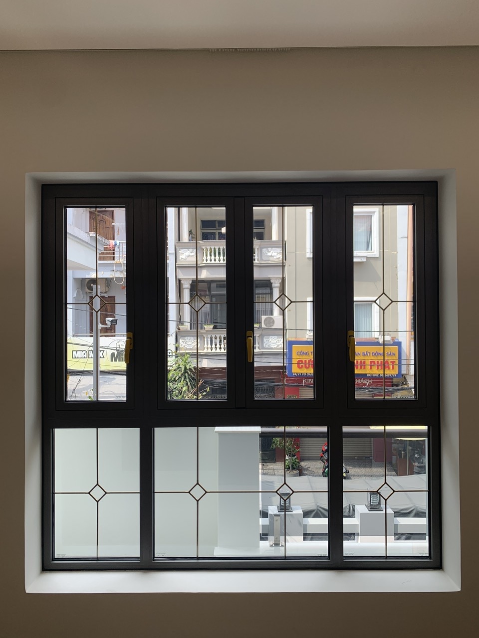 Top mẫu cửa sổ nhôm Eurowindow đẹp thông dụng nhất 2026