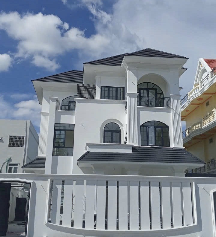 cửa sổ nhôm Eurowindow